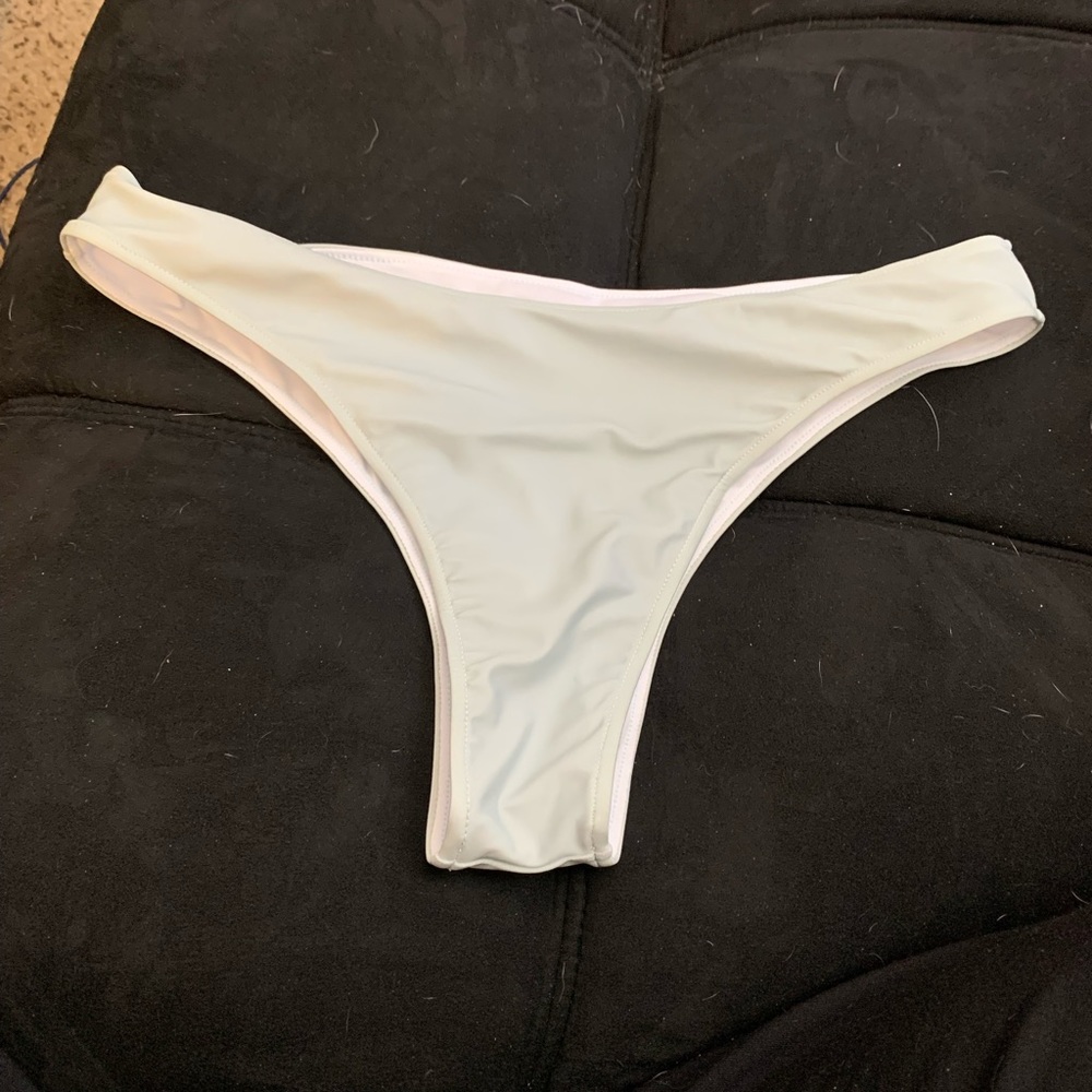 Bikini bottoms